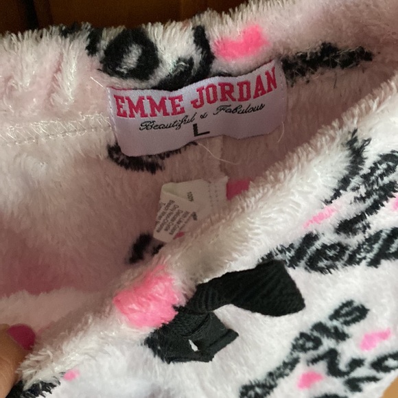 Pajama set - Picture 4 of 4